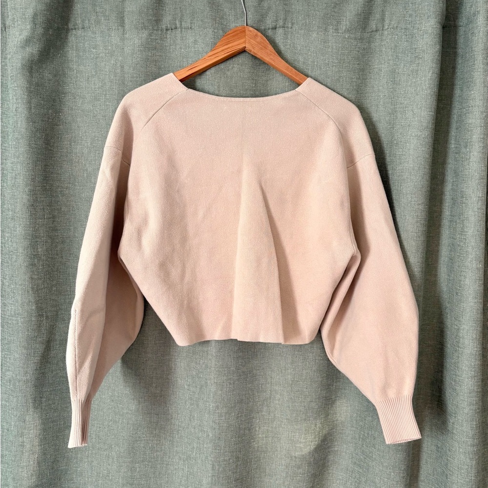 Babaton Knit Balloon Sleeve V Neck Sweater size S - Picture 2 of 7